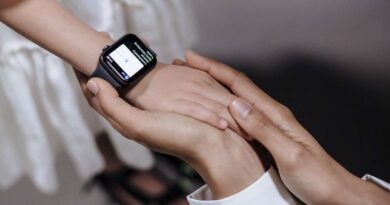 Is it possible for wearable health devices to replace doctors?