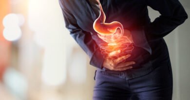 5 Dangerous Habits That Can Completely Damage Your Stomach