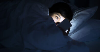 Sleeping-with-Your-Phone-How-to-Break-the-Addiction