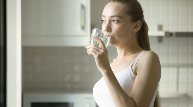 drink-cold-water-from-the-fridge