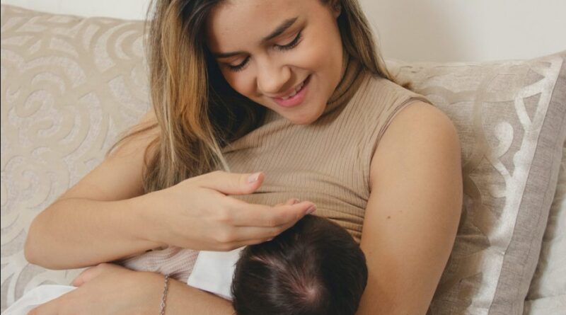 Breast-Hygiene-While-Breastfeeding